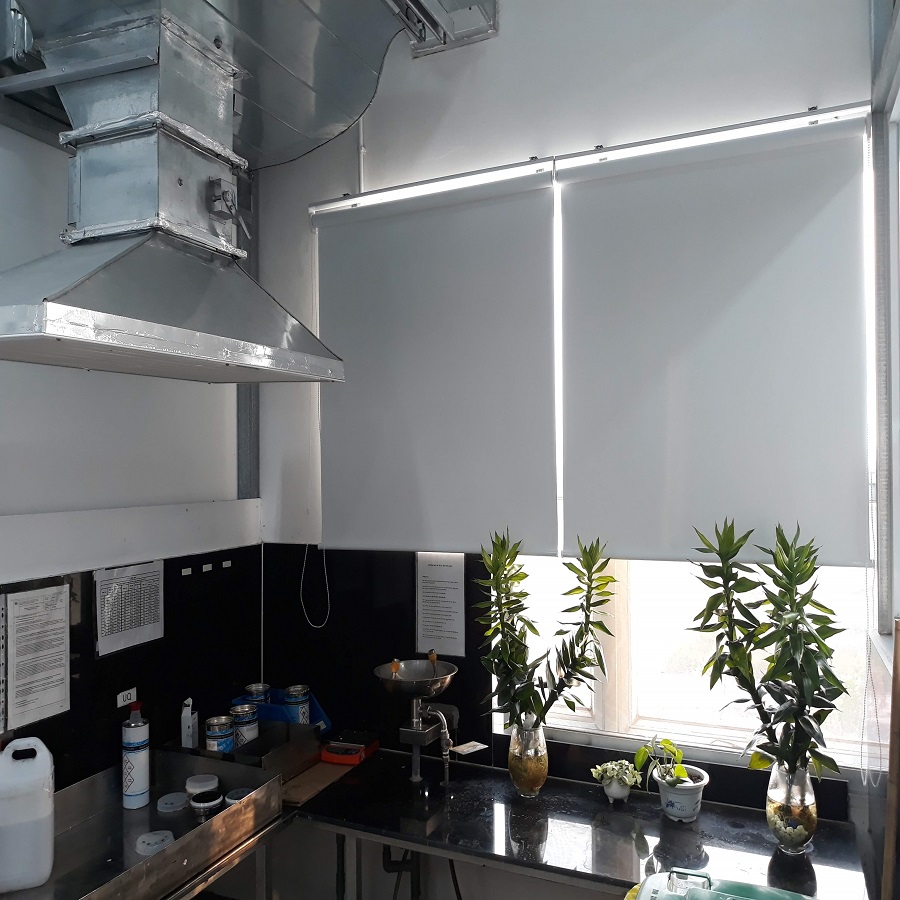 rèm che cửa kính chống nắng giá rẻ tại hà nội